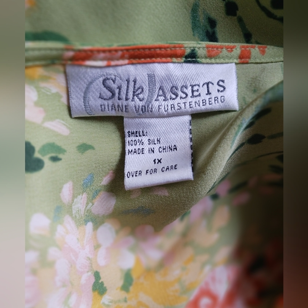Diana Von Furstenberg Silk Assets Floral Dress Size 1X - Picture 3 of 3